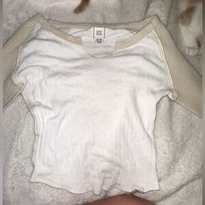 Waffle knit sleeve baby tee size xs brandy Melville *Never worn*